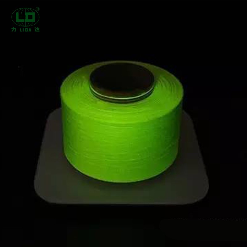 မြင့်မားသော ဇွဲလုံ့လ နည်းပါးသော ညအချိန် Glare Polyester Filament ချည်သား